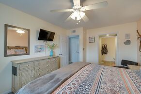 Gulf Shores Condo w/ Pool Access, 5 Mi to Beach!
