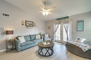 Gulf Shores Condo w/ Pool Access, 5 Mi to Beach!