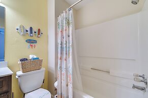 Gulf Shores Condo w/ Pool Access, 5 Mi to Beach!