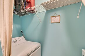 Gulf Shores Condo w/ Pool Access, 5 Mi to Beach!