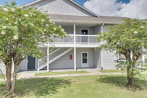 Gulf Shores Condo w/ Pool Access, 5 Mi to Beach!