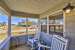 Nags Head Cottage: Screened Porch, Walk to Beach!
