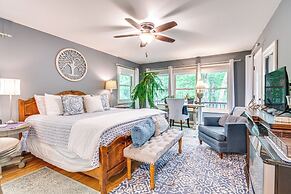 Cozy Hideaway w/ Grill, 17 Mi to Asheville