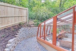 Cozy Hideaway w/ Grill, 17 Mi to Asheville