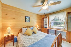 Lovely Waldo Cottage Escape - Pet Friendly!