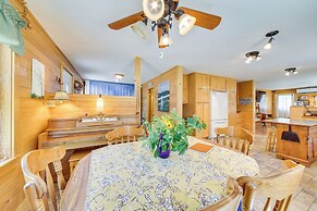 Lovely Waldo Cottage Escape - Pet Friendly!