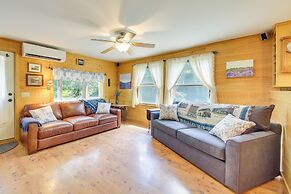 Lovely Waldo Cottage Escape - Pet Friendly!