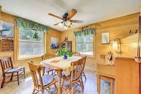 Lovely Waldo Cottage Escape - Pet Friendly!