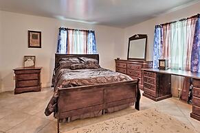 Expansive Getaway ~ 2 Miles to Mendenhall Glacier!