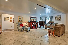 Expansive Getaway ~ 2 Miles to Mendenhall Glacier!