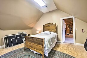 Extravagant Atglen Manor w/ Private 60-acre Land!