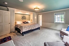 Extravagant Atglen Manor w/ Private 60-acre Land!