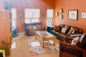 Sunlight Mountain Home w/ Hot Tub & View!