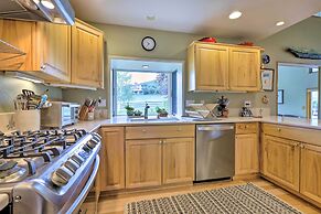 Sunlight Mountain Home w/ Hot Tub & View!