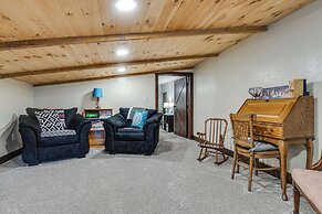 'eagle Crest Lodge' - Large Group Getaway!