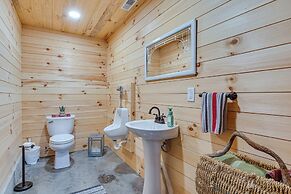 'eagle Crest Lodge' - Large Group Getaway!