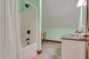 'eagle Crest Lodge' - Large Group Getaway!