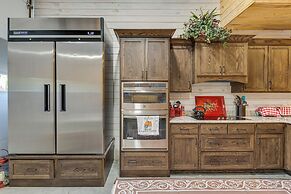 'eagle Crest Lodge' - Large Group Getaway!