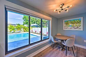 Walk to Beach: Getaway w/ Pool in Naples!