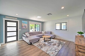 Walk to Beach: Getaway w/ Pool in Naples!