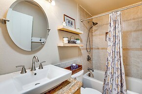 'mesa View House' w/ Hot Tub: Walk to Winery!