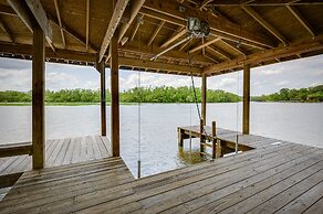 Waterfront Huntsville Home w/ Private Dock & Spa