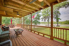 Waterfront Huntsville Home w/ Private Dock & Spa