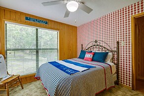 Waterfront Huntsville Home w/ Private Dock & Spa