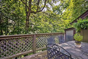 Condo w/ Furnished Deck - Walk to Sugar Mountain!