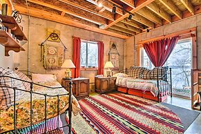 Lakeside Cottage Escape With Private Dock & Deck!