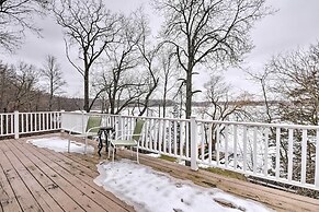 Lakeside Cottage Escape With Private Dock & Deck!