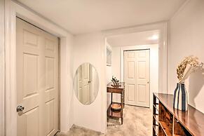 Island Park Couple's Escape ~ 1 Mi to Beach!