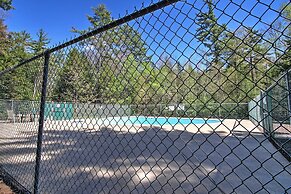 Cozy Bartlett Townhome < 3 Mi to Attitash Mountain