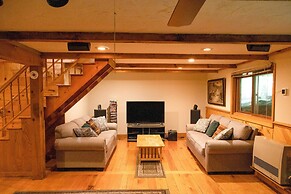 Cozy Bartlett Townhome < 3 Mi to Attitash Mountain