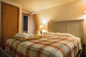 Cozy Bartlett Townhome < 3 Mi to Attitash Mountain