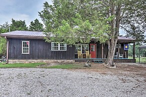 Lake Cumberland Area Cabin - 4 Mi. to Lake!