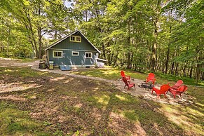 Pet-friendly Stanwood Sanctuary w/ Fire Pit!