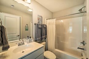 Castle Hayne Retreat: 6 Mi to Dtwn Wilmington