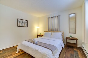 Hot Tub, Fire Pit & Game Room: Tobyhanna Home!