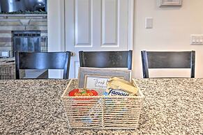 Hot Tub, Fire Pit & Game Room: Tobyhanna Home!