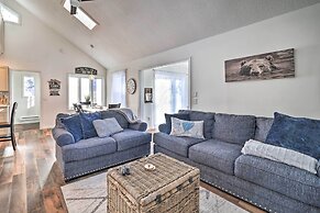 Hot Tub, Fire Pit & Game Room: Tobyhanna Home!