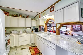 Bull Shoals Lake Home at Beaver Creek Marina!