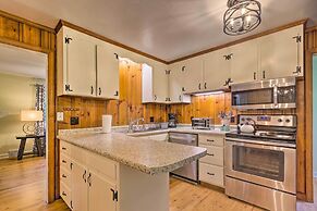 Quiet Asheville Home Near Appalachian Trail & Dtwn