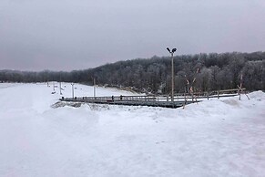 The Lakefront Home - 5 Minutes From Detroit Lakes!