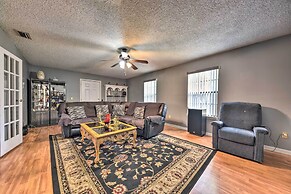 Cozy Jacksonville Home w/ Yard ~ 8 Mi to Dtwn