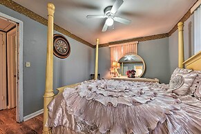 Cozy Jacksonville Home w/ Yard ~ 8 Mi to Dtwn