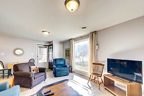 Pet-friendly Youngstown Cottage w/ Yard