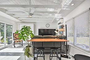 Florida Getaway w/ Patio ~ 3 Mi to Beaches!