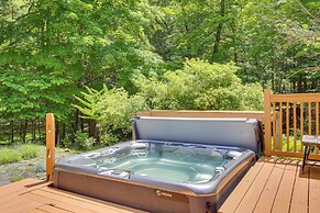 Accord Vacation Rental w/ Pool & Hot Tub!
