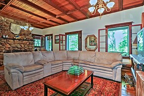 Island Cottage on Evans Lake: Boat Rental Required